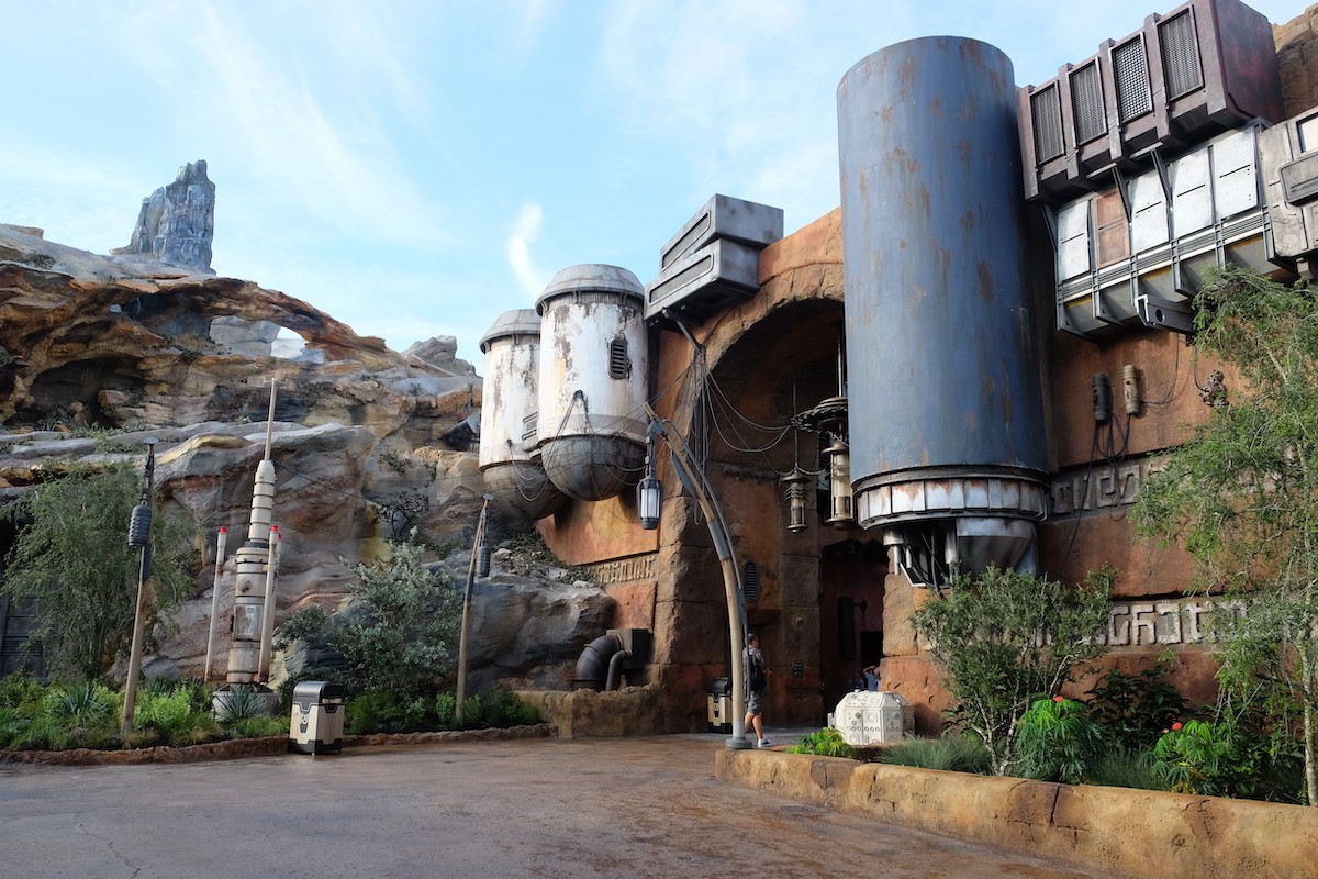 How to speak like a Batuuan when visiting Star Wars: Galaxy's Edge