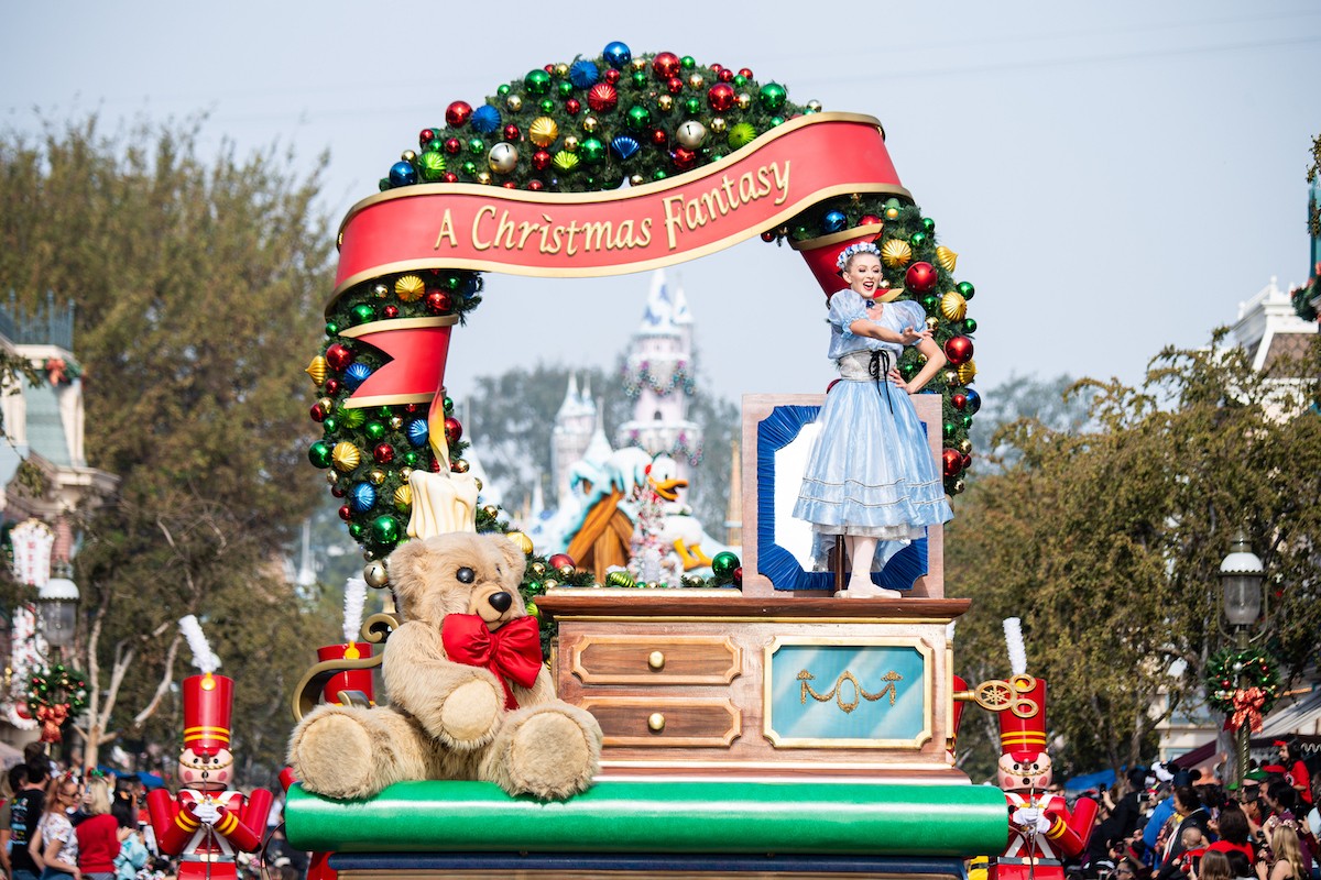 Yes, Virginia, there will be a 2020 Disney Parks Christmas Day special