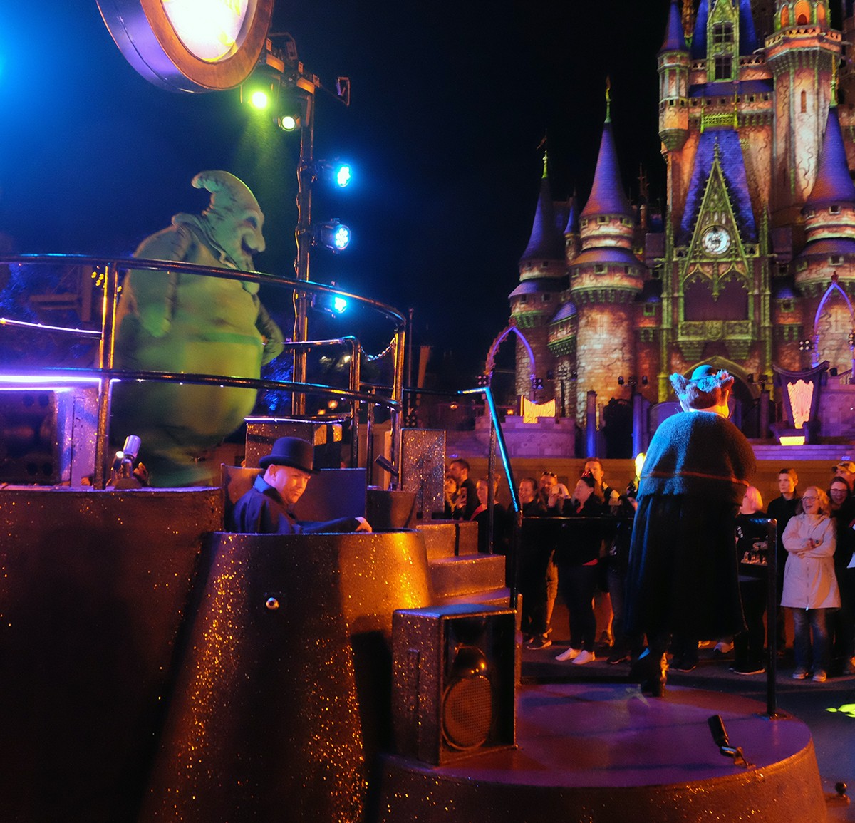 Photos, Video: New Villains' Cursed Caravan Rolls Down Magic Kingdom