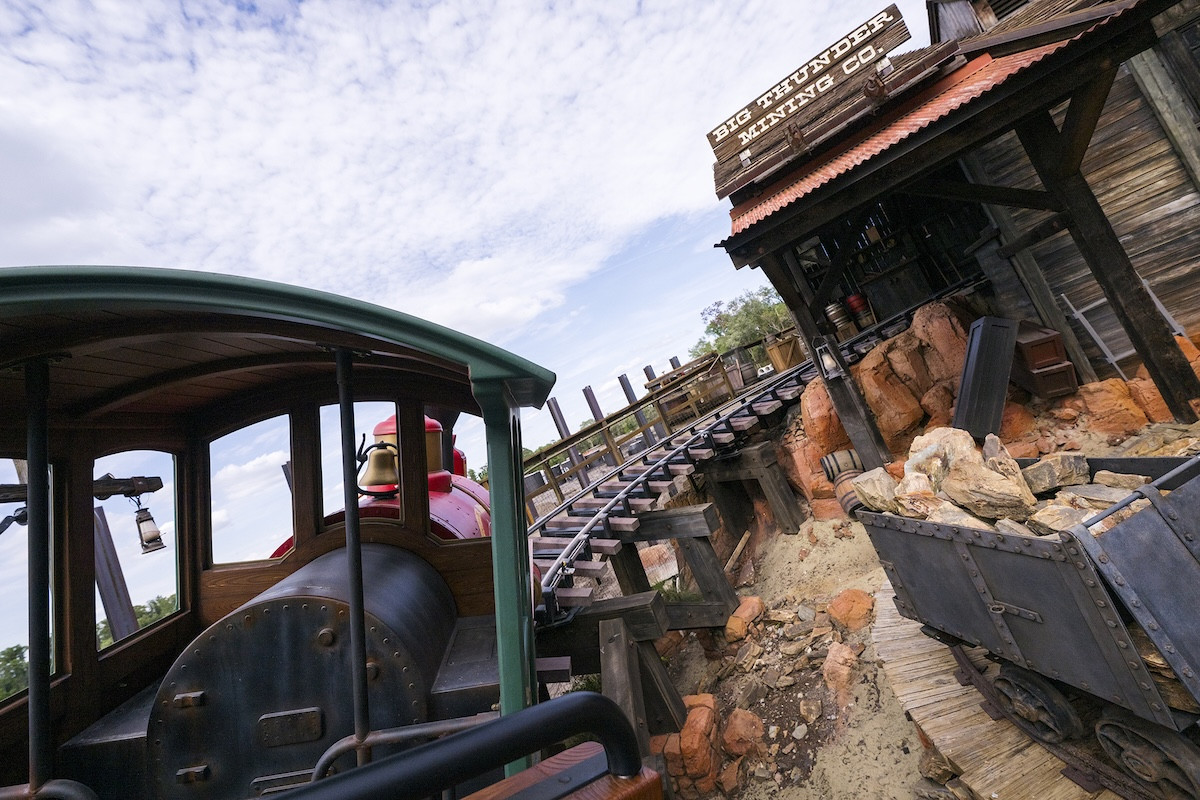 Review: Big Thunder Mountain Reopens as the Smoothest Ride in the ...